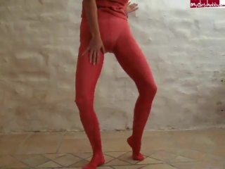 i peed myself in red pantyhose (i will pay for such a video from girls - write to wet jeans@mail ru)